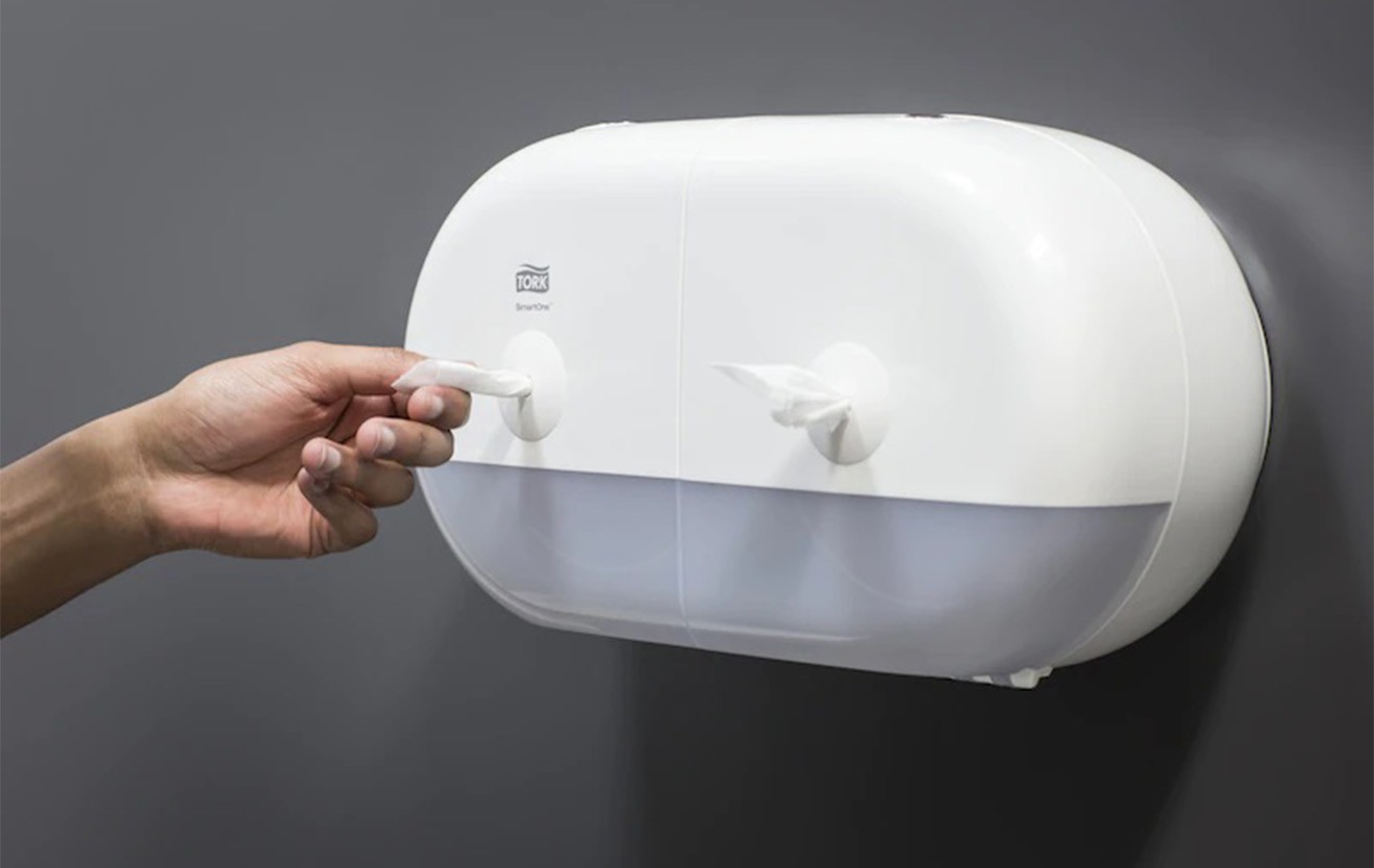 Tork SmartOne® Mini Toilet Roll Dispenser White - 681000